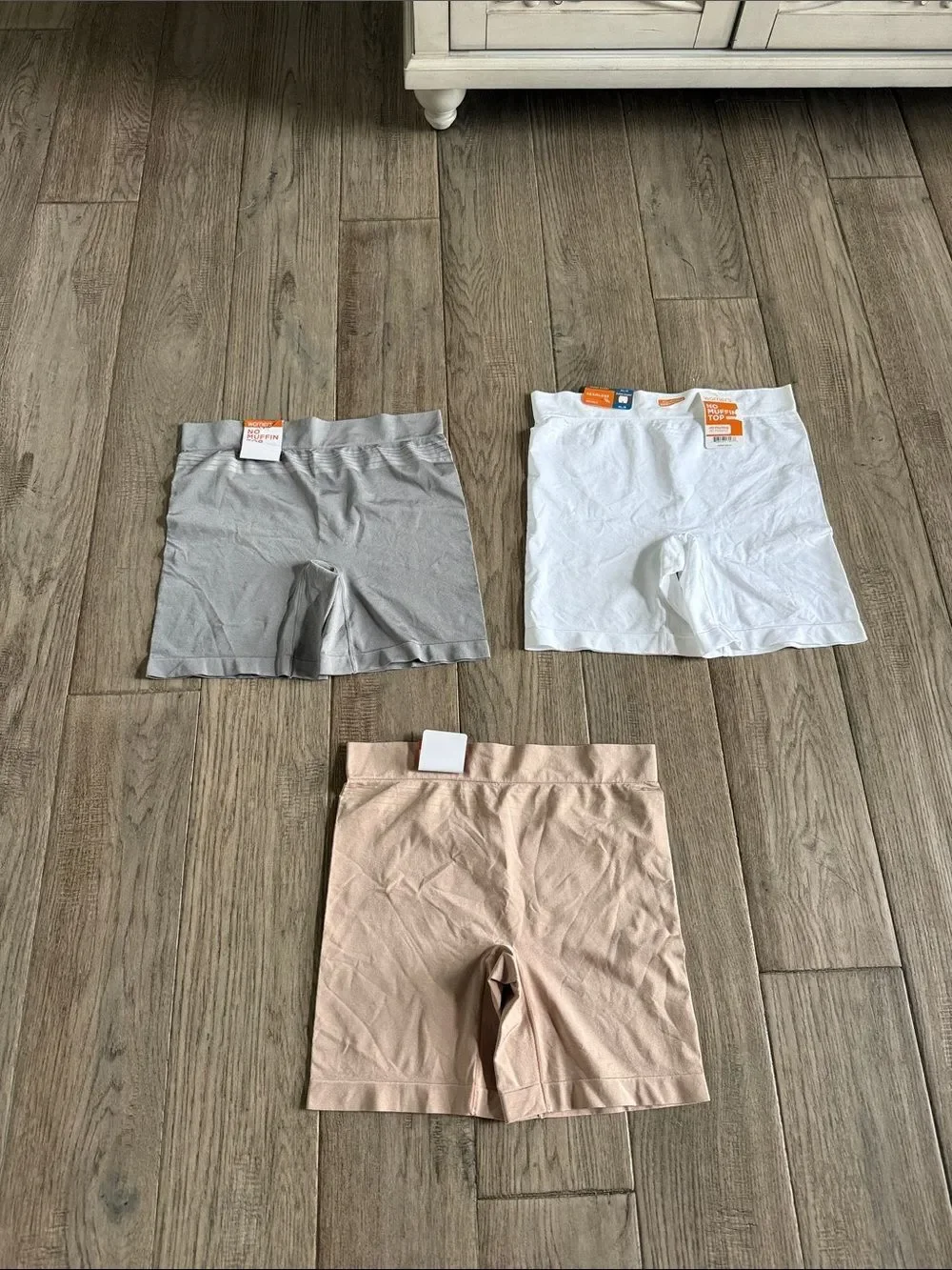 Warners Sleek Short Panties Seamless LOT OF 3 XL / 8